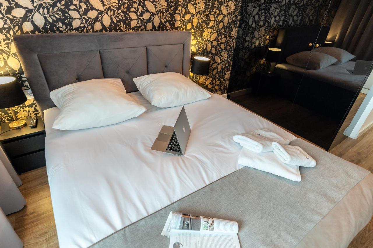 Wola Luxury Stay Warsaw Luaran gambar